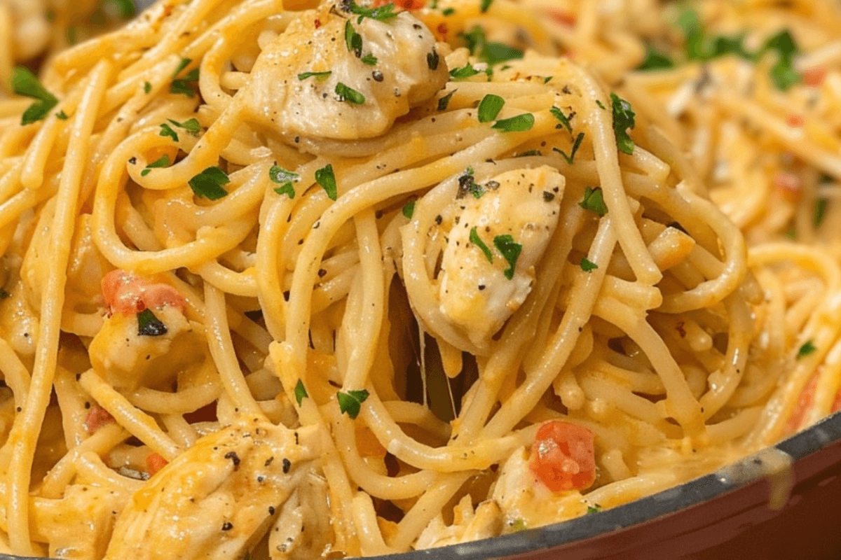 Chicken Spaghetti Recipe - cookefast.com